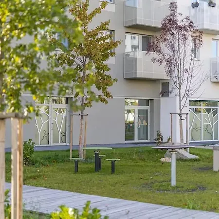 New 2 Bedroom Apartment By The Airport - Free Parking Bratislava Exterior photo